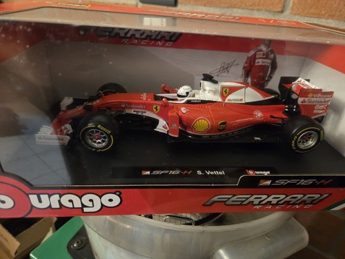 Ferrari vettel 18 mod - 1/18,